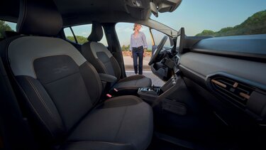 Dacia interior