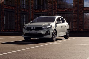 Harmonious front end - Dacia Sandero