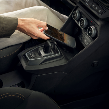 Dacia Sandero Stepway - Inductive wireless charger